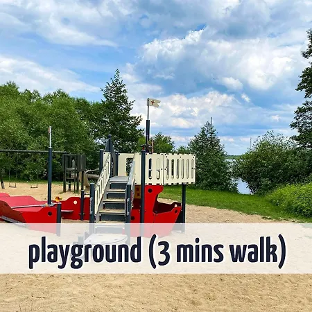 Gruppenhaus Wiesengefluester S4 - In Randlage Mit Sauna Und Kamin Röbel