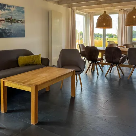 Gruppenhaus Wiesengeflüster S4 - In Randlage Mit Sauna Und Kamin * Röbel
