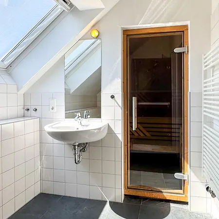 Ferienhaus Gruppenhaus Wiesengeflüster S4 - In Randlage Mit Sauna Und Kamin